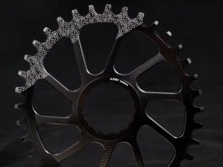 Zębatka owalna Race Face Cinch Boost o30t czarna