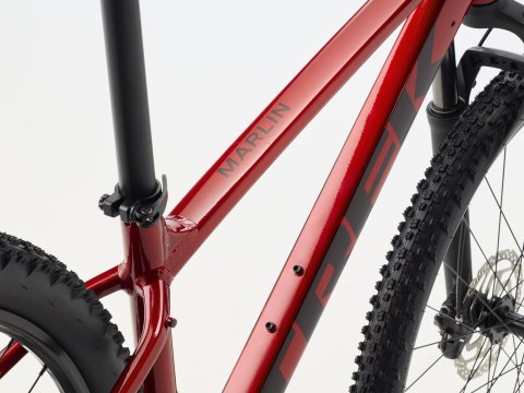Trek Marlin 5 Generacji 3 Fury Red 2026 (ML)