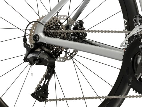 Kross Alta 2.0 Srebrny Turkusowy Niebieski Laser Połysk 2026 (XXL)