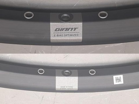 Obręcz aluminiowa GX03V 700C 622x21 14Gx32H FV W/EYELET BLK W/MY24 EXPRESSION E+ DECAL