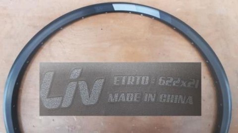 Obręcz aluminiowa GX03V 29 28H BLK AL F/V WO/EYELET DISC ANO,W/MY21 TEMPT RIM DECAL